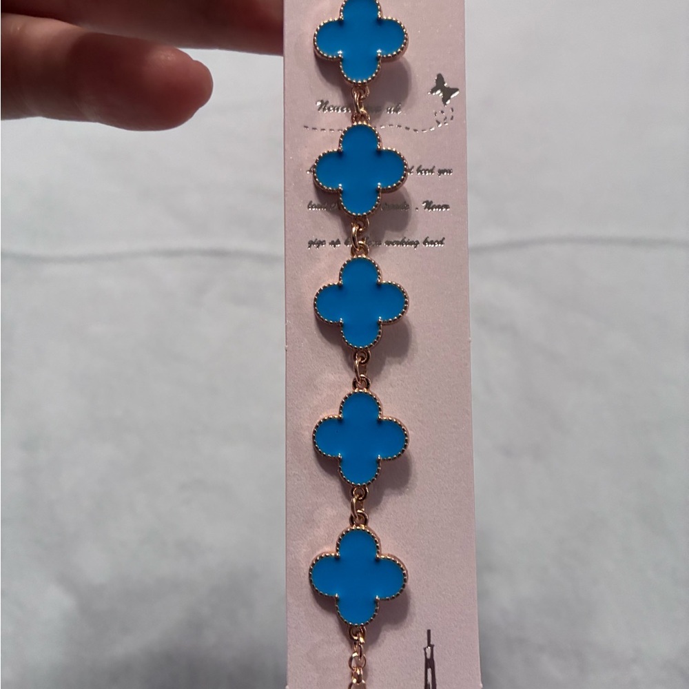 Fashion Jewelry Blue Clover Bracelet - Picture 2 of 7